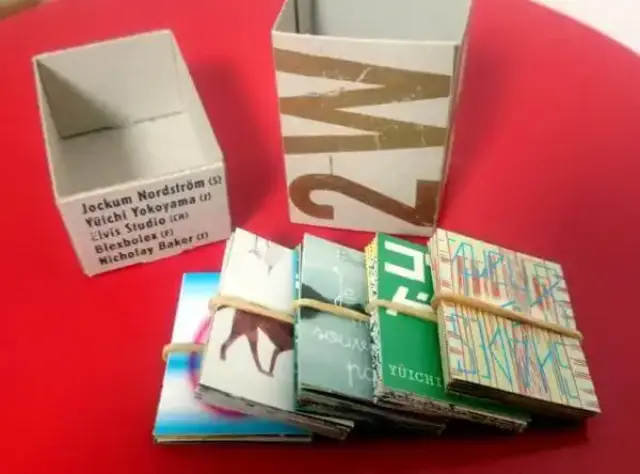 Vue d'ensemble de la box 2[w]Z, éditée par Bülb Comix en 2013.